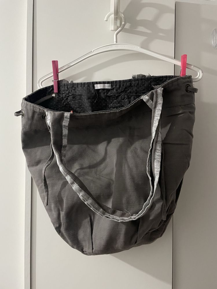Mala tipo tote bag cinzento