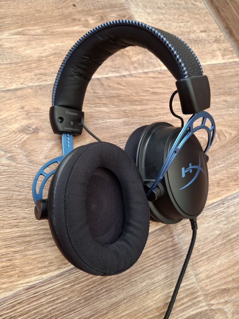 наушники HyperX Cloud Alpha S
