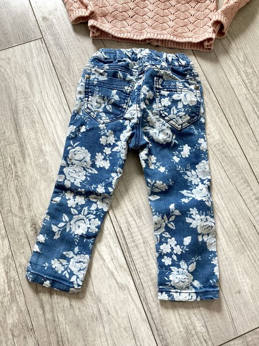 86-92 Kappahl Newbie sweterki ażurowe jeansy dziewczęce