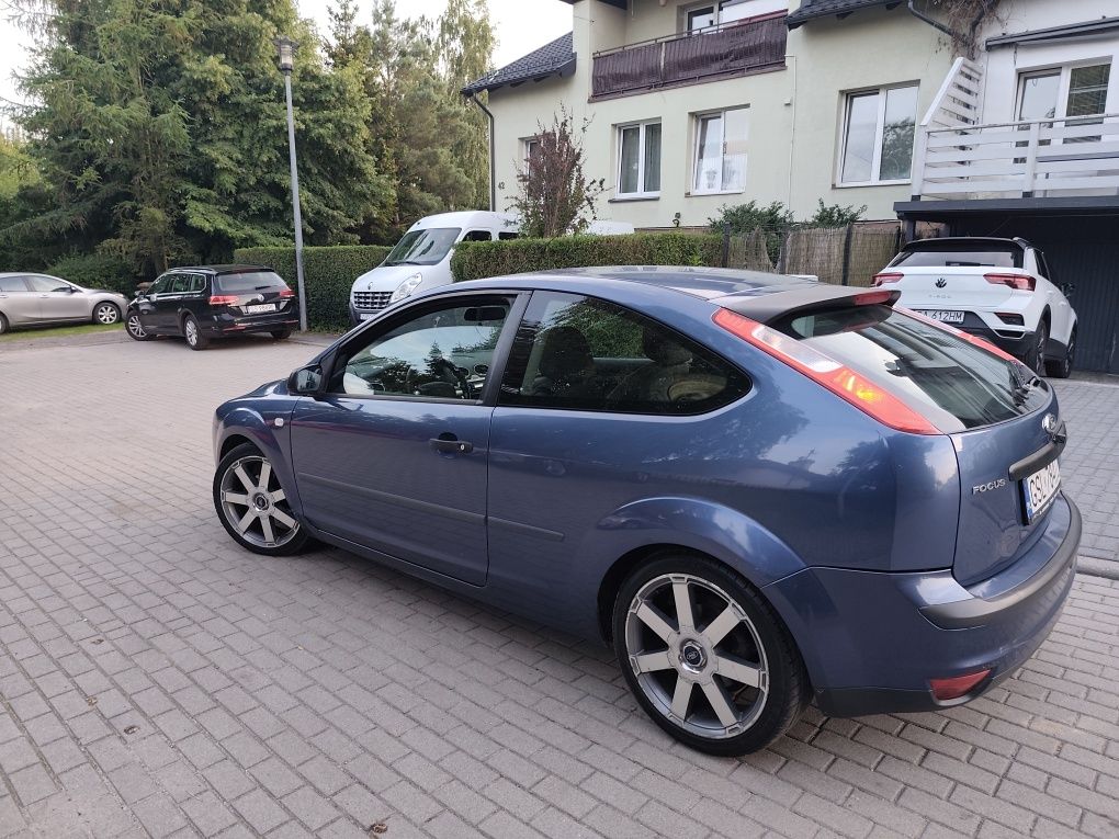 Ładny Ford Focus MK2 1,6benzyna, felgi ST 18", sprawna klima, okazja!!