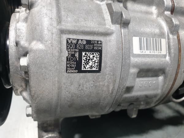 Compressor AC VOLKSWAGEN Golf Sportsvan (AM1)