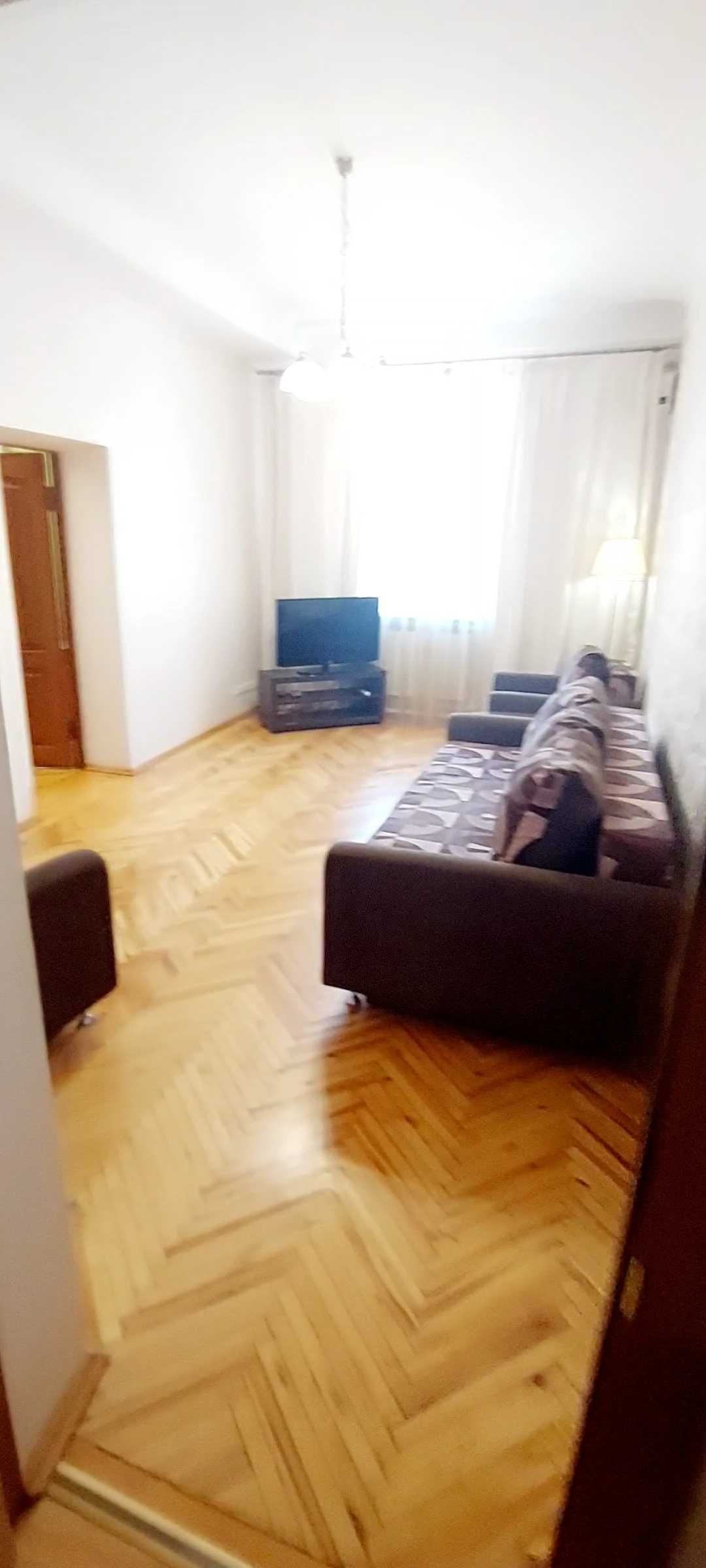 Сдам 2 комн.квартиру в самом ЦЕНТРЕ Киева, ул.Софиевская 4, метро-1мин
