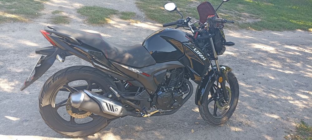 Мотоцикл Ліфан КП 200