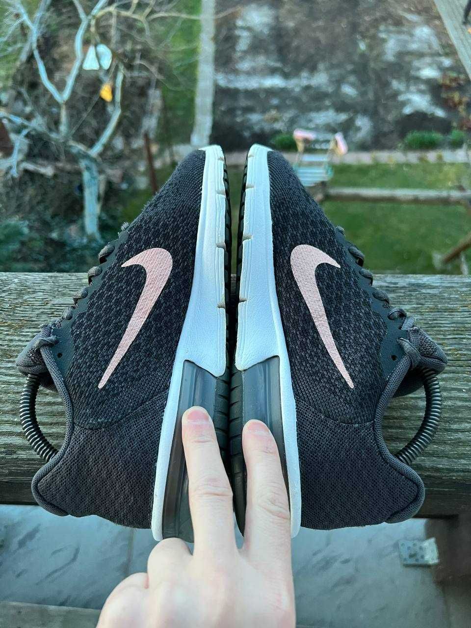 Кросівки Nike Air Max Sequent 2