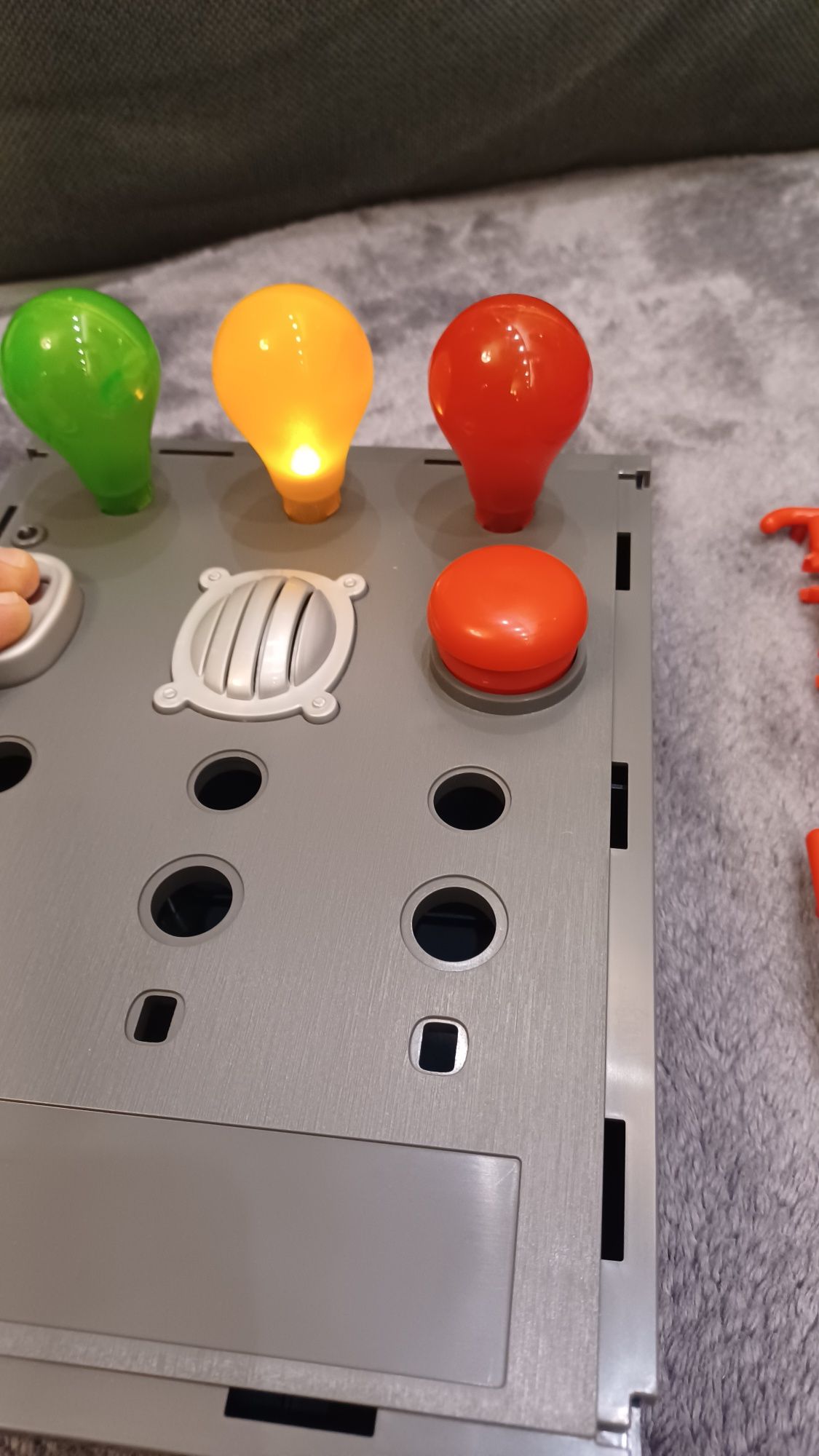 IMC TOYS Gra planszowa Wykrywacz klamstw wersja  włoska