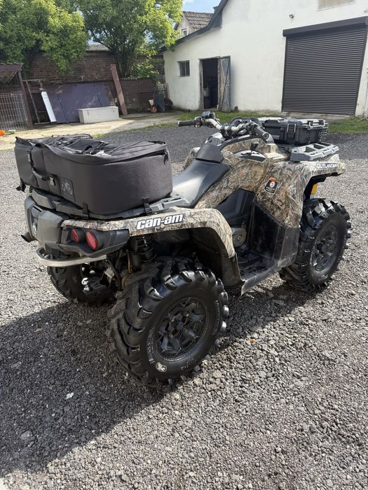 Can-Am Outlander 800