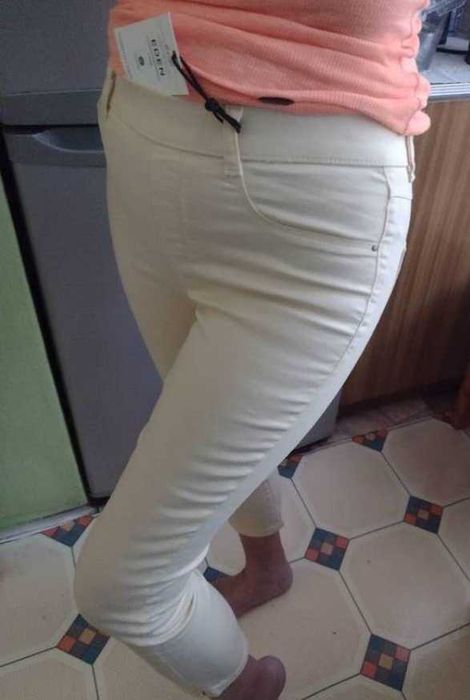 (38/M) Ekskluzywne, żółte spodnie za kolano, rybaczki z Londynu, NOWE