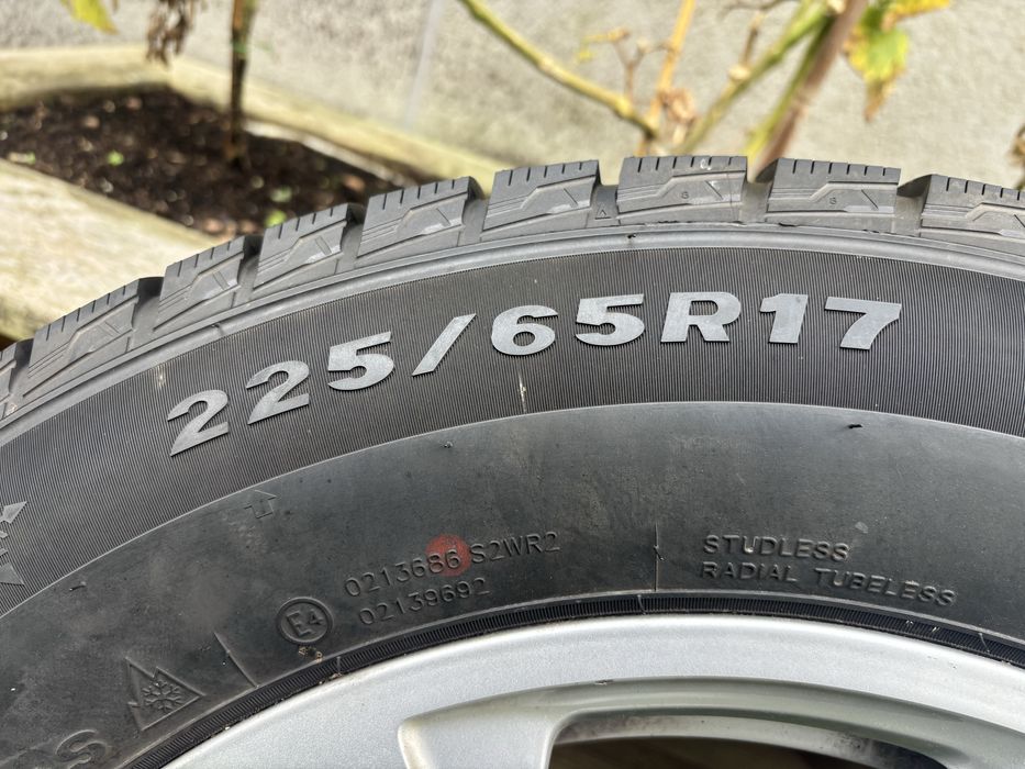 Kola do audi z zimowymi oponami Stan bardzo dobry