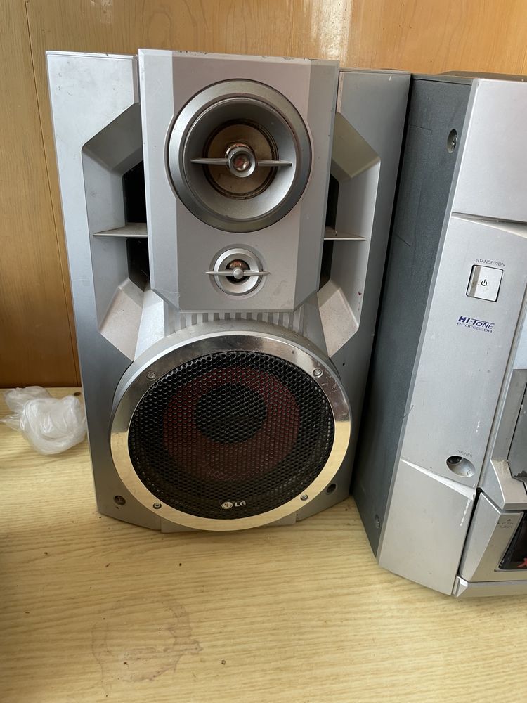 Музыкальный центр LG FFH-5670 AX