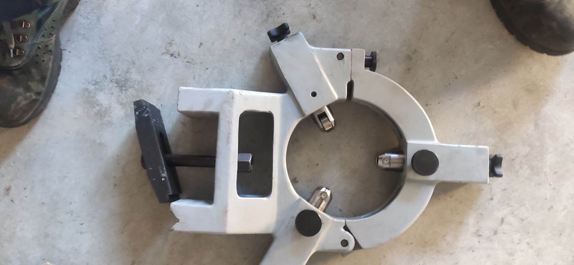 Podtrzymka tokarka tug cnc 56MN Maryna, zabierak fi 315 vdi