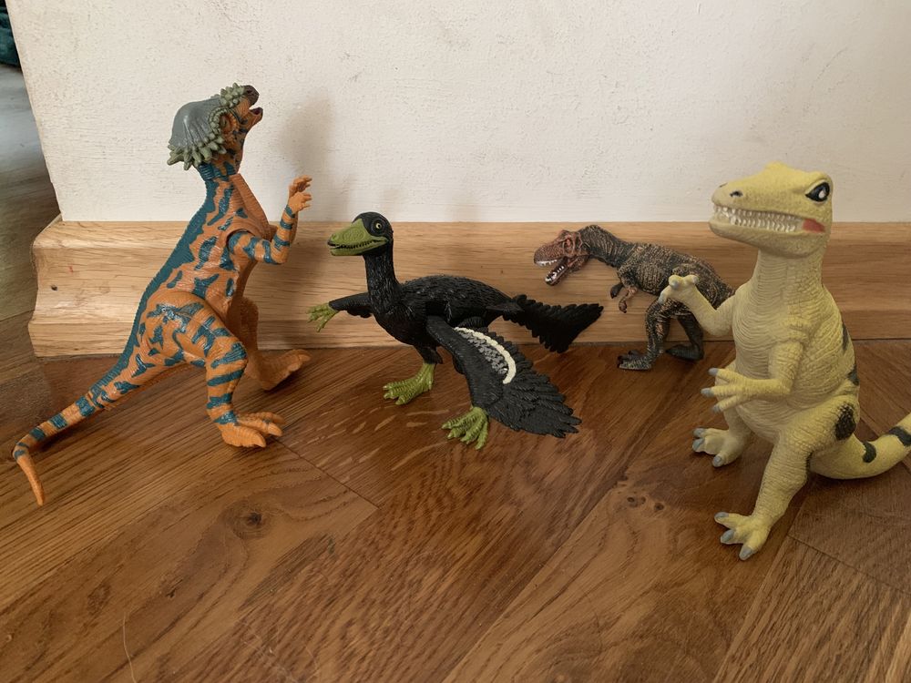 Dinozaury 4 sztuki figurki
