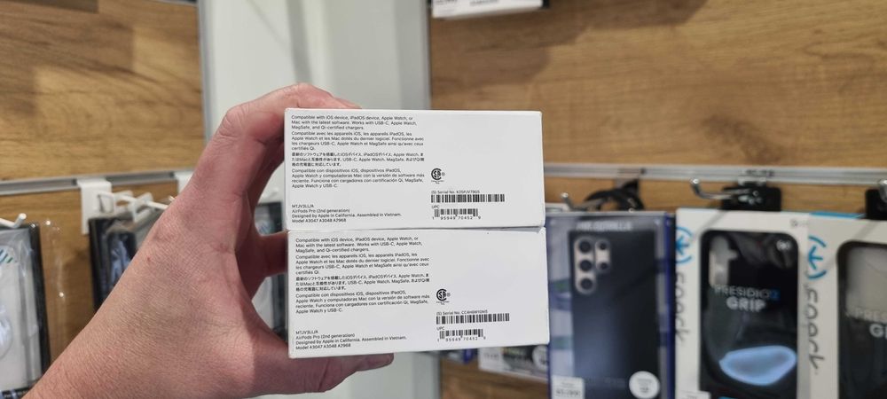 Магазин NEW AirPods Pro 2nd generation with Charging Case USB-C White