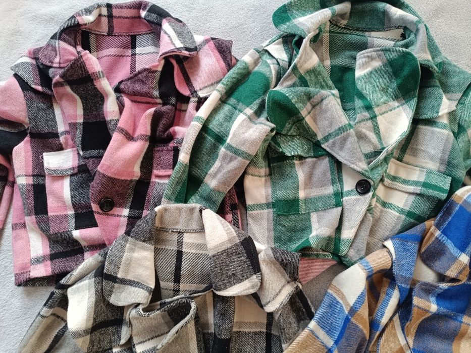 Krata kratka wiosenna kurtka narzutka kurteczka koszulowa guzik