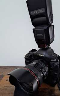 Canon 1D MarkIV + Lente canon 24-105mm + flash