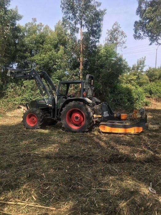 Escavaçoes Demoliçoes Terraplanagens