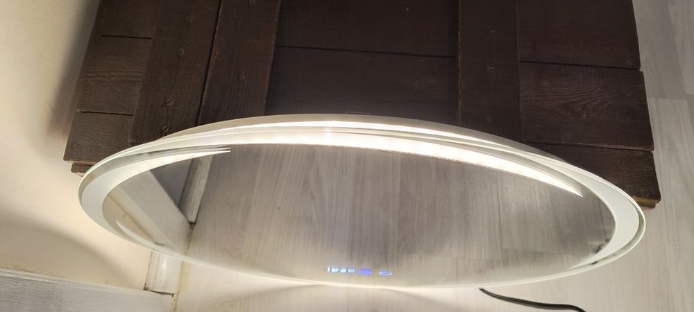 Lustro łazienkowe LED / zegarek / nowe!