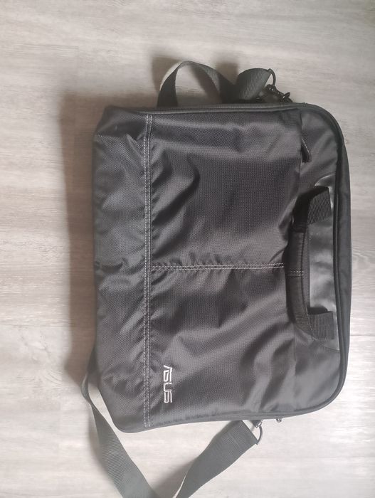 Nowa torba na laptopa