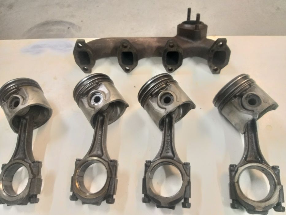 Pistões Ford Transit 2.5D/ Coletor