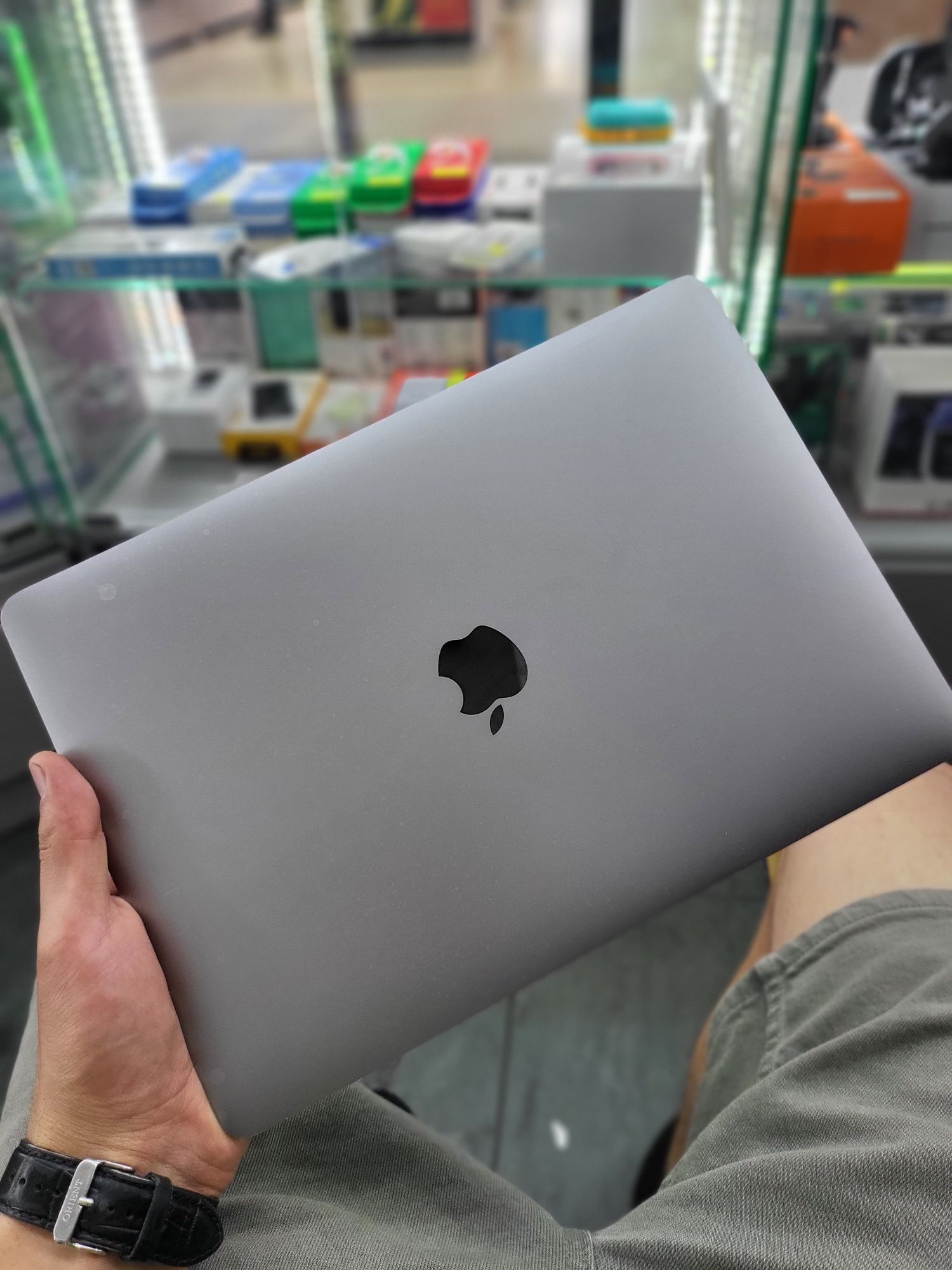 Macbook Air 13 2018 I5 8 256Gb