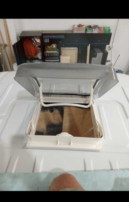 Instalação de Janelas, maxxfan em Autocaravanas / Campers / Motorhomes