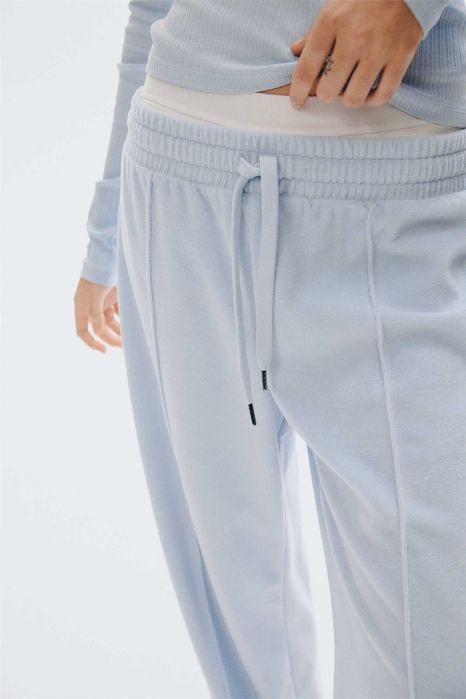 Dres bluza i spodnie S nowa kolekc niebieski welurowy PROMOCJA bawełna