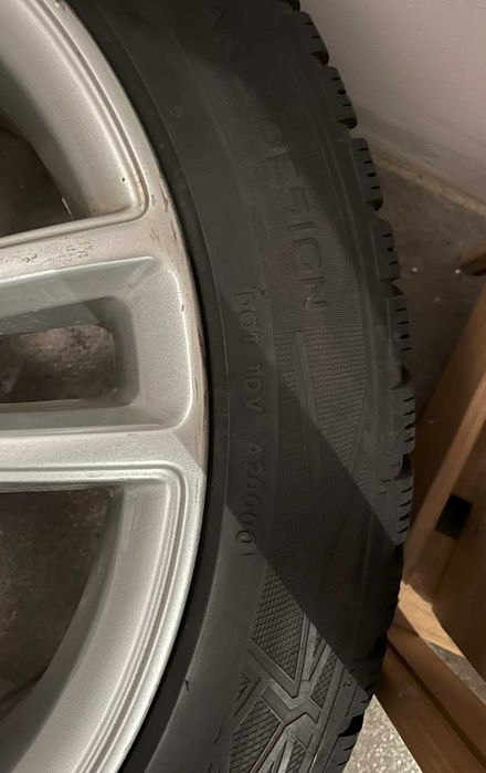 Tesla model S, Koła komplet, opony ziomowe, 245/45 R19"