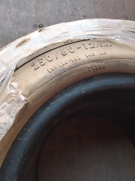 Pneus para empilhador