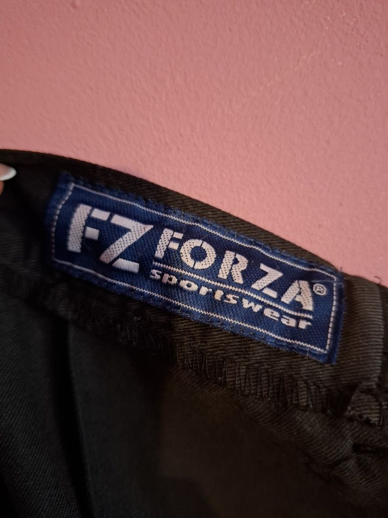 Spodenki z kieszonkami