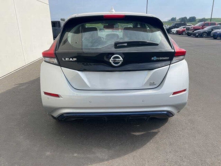 Nissan LEAF SL Plus      2020