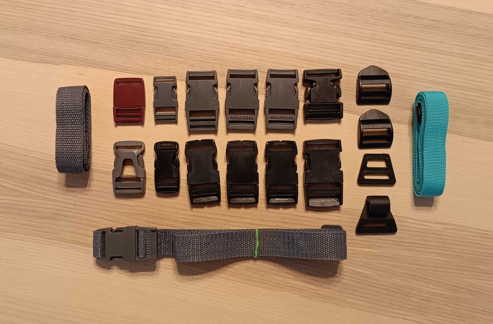 Карабины фастексы пластиковые + ремни набор