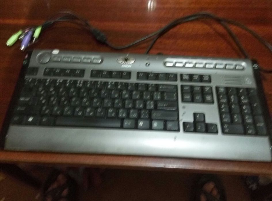 Клавиатура для компьютеров и ноутбуков 120гривен