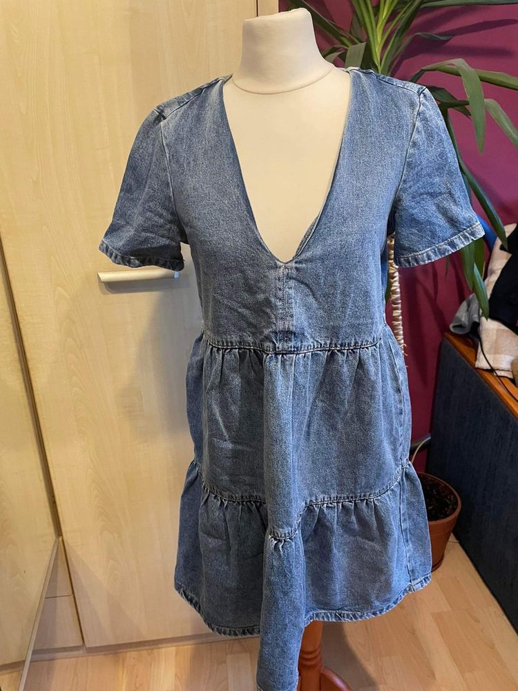 Jeansowa sukienka , Zara , rozmiar XS.