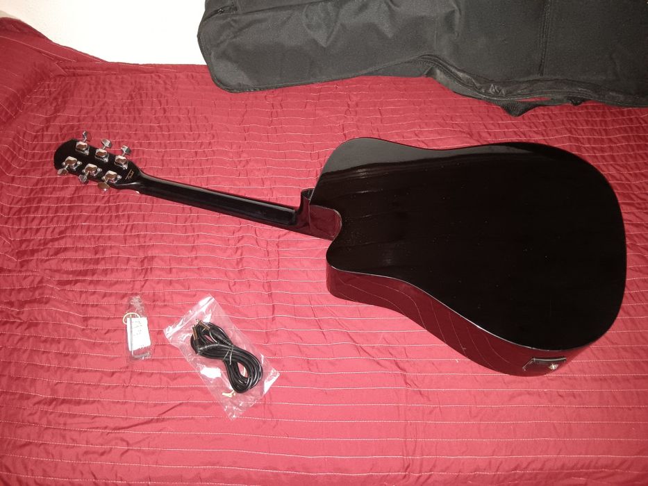 Guitarra acústica Fender Squier
