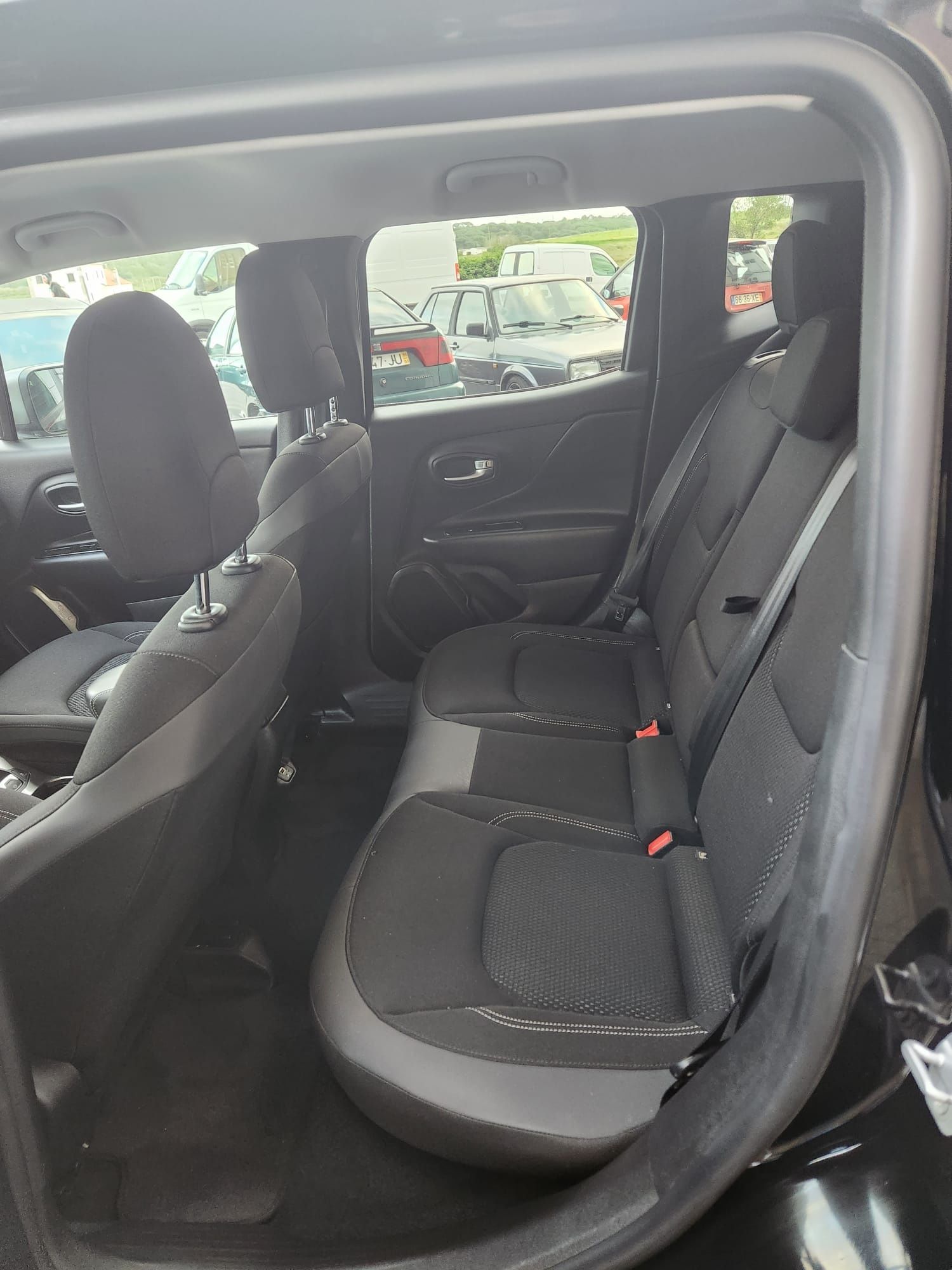 Jeep renegade motor 1.0 120cv gasolina ano 2019 com 65.000 km nacional