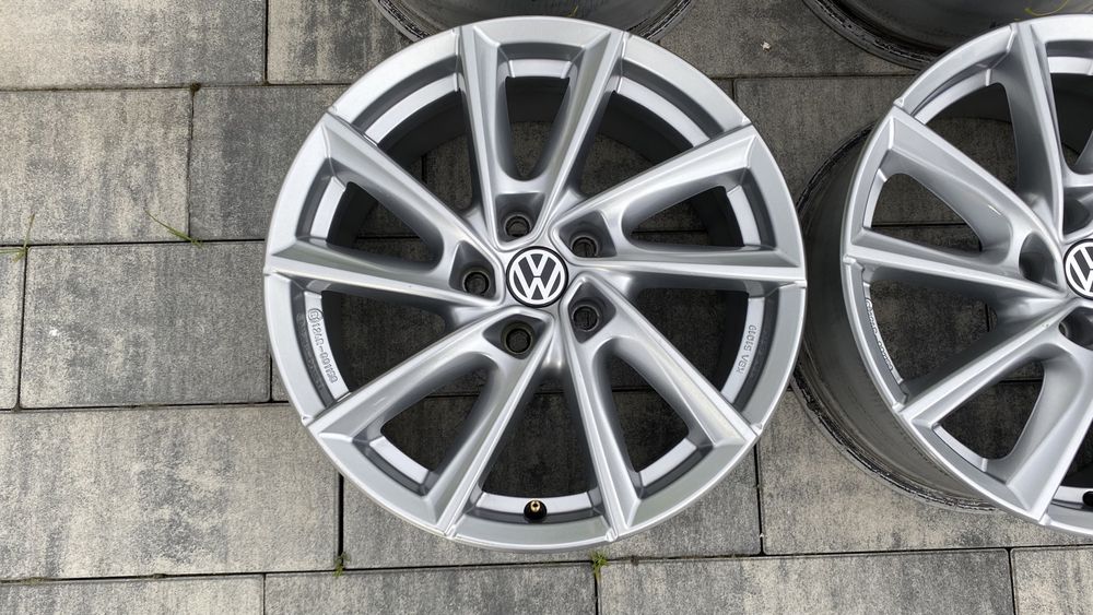 Felgi aluminiowe Borbet do VW 5x112 17 cali Passat Tiguan T-Roc
