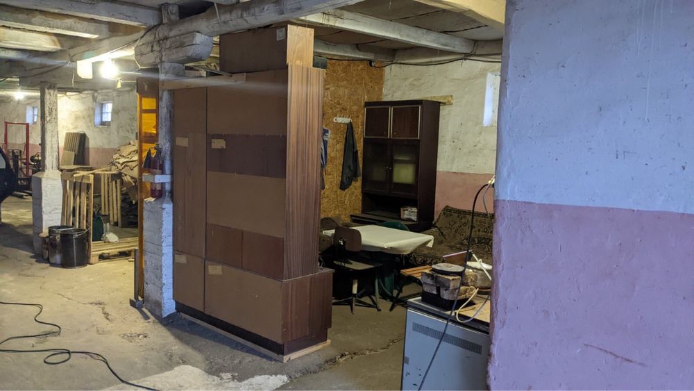 Продам Виробничо-складське приміщення( з землею)