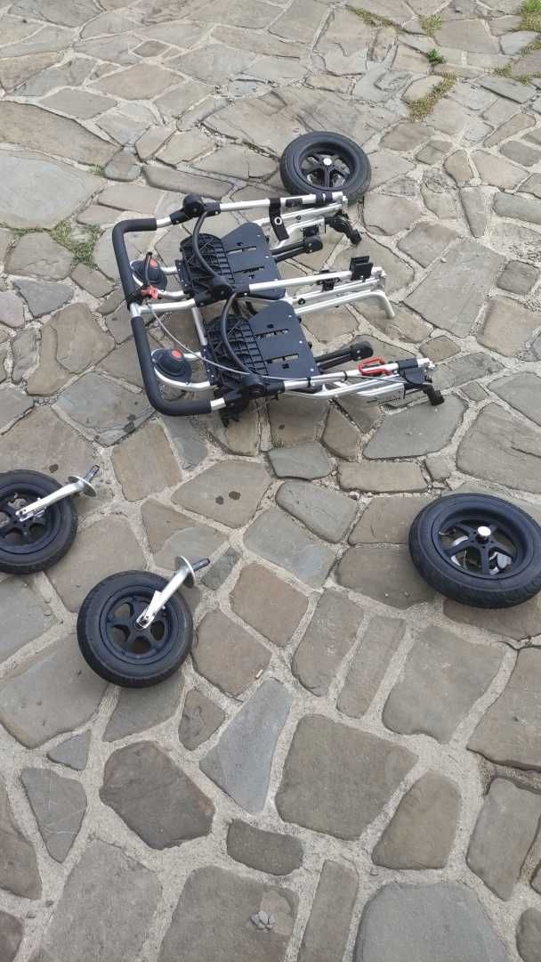 Wózek dwuosobowy TFK TWINNER TWIST DUO + gondole / szerokość ok. 74cm