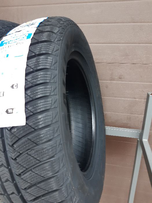 4xOpona wielosezonowa 195/65 R15 95T ATREZZO 4SEASONS 95T XL Całoroczn