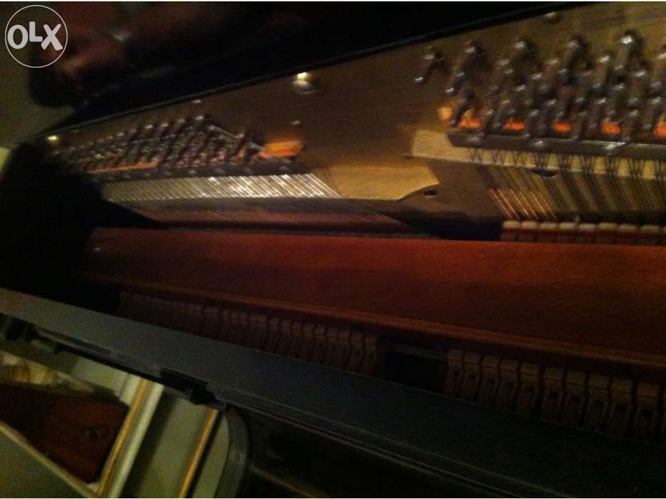 Piano vertical richard deicken