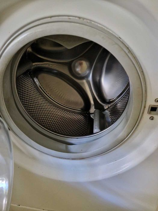 Sprzedam używaną Pralkę Whirpool