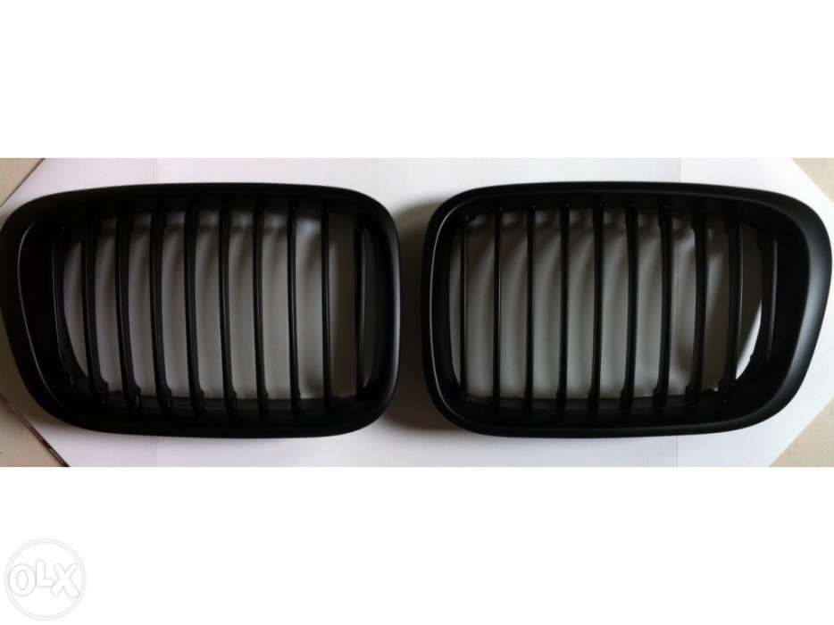 Grelhas em preto BMW E46 320d, 316i, compact, etc, de 98 a 01