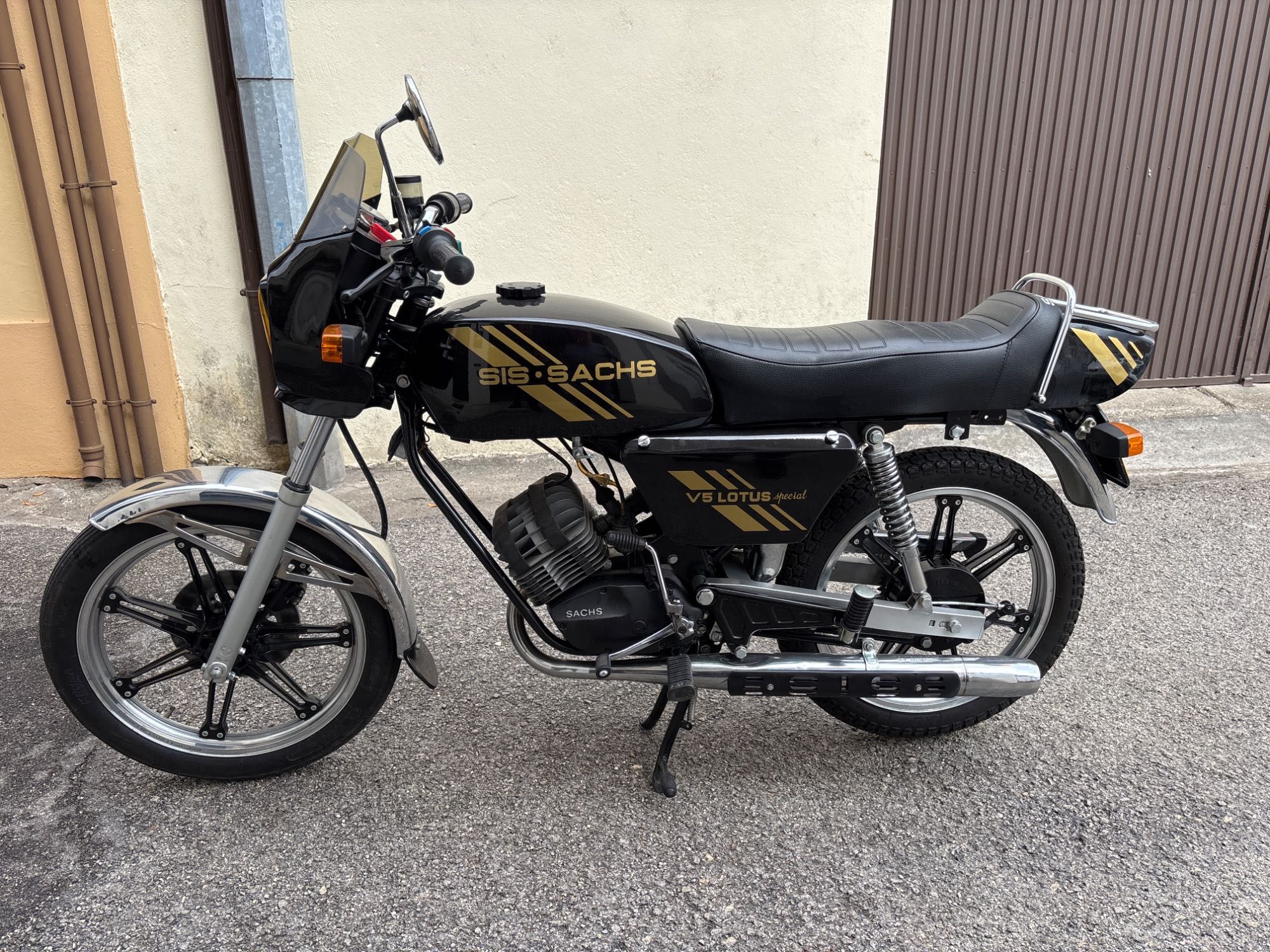 Sachs lotus como nova