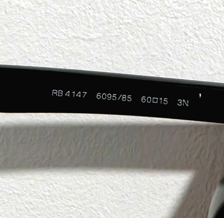 Óculos Ray Ban 4147