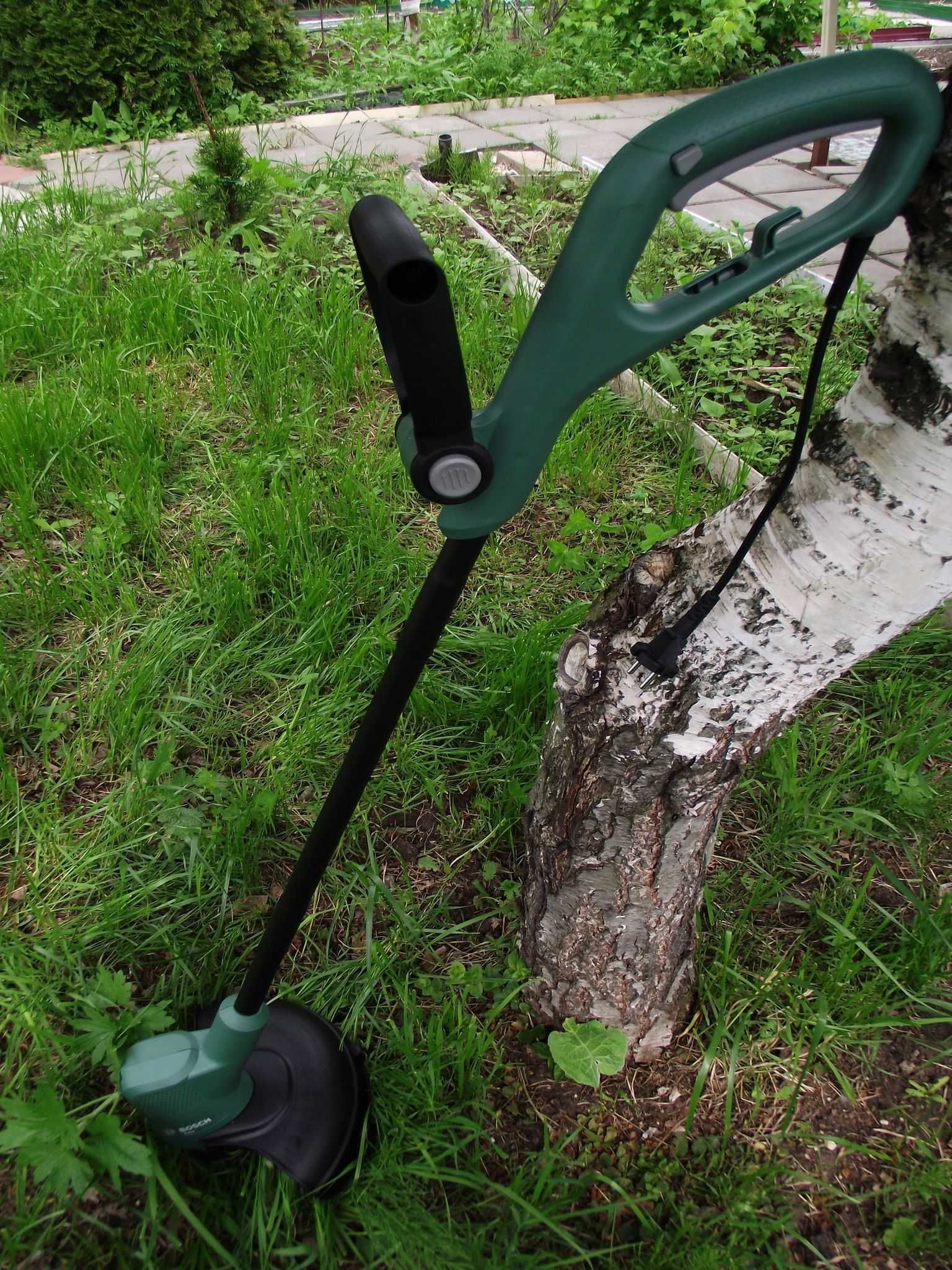 электрический триммер для травы, электрокоса bosch easygrass cut 23