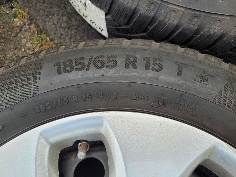 Koła zima zimowe 15 ET35 4X100 Opel Corsa D E 185/65/15 TMPS Kołpak