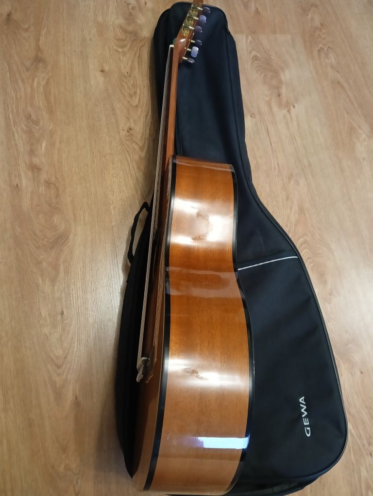Gitara klasyczna Salvador Cortez CC-10
