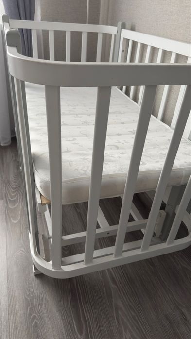 Продам дитячу колиску