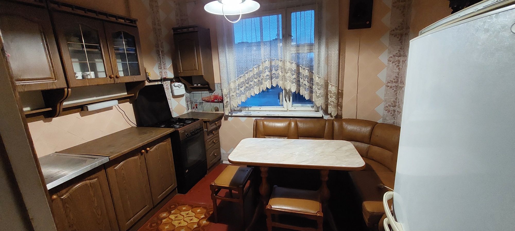 Продам 3-кімнатна Центр Пролетарська 13(Калнишевського 13)