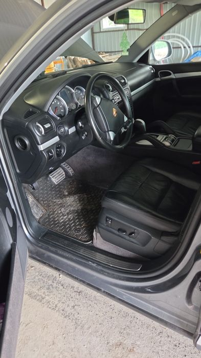 Porsche cayenne sprzedam 340 ps