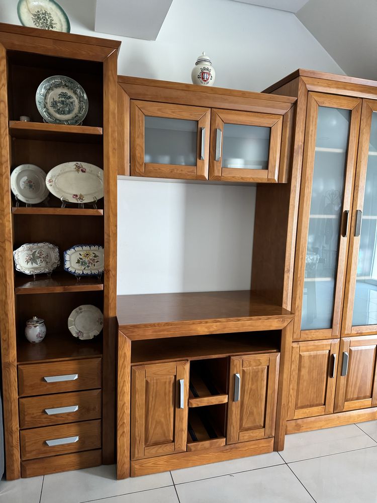 Movel aparador/louceiro/TV